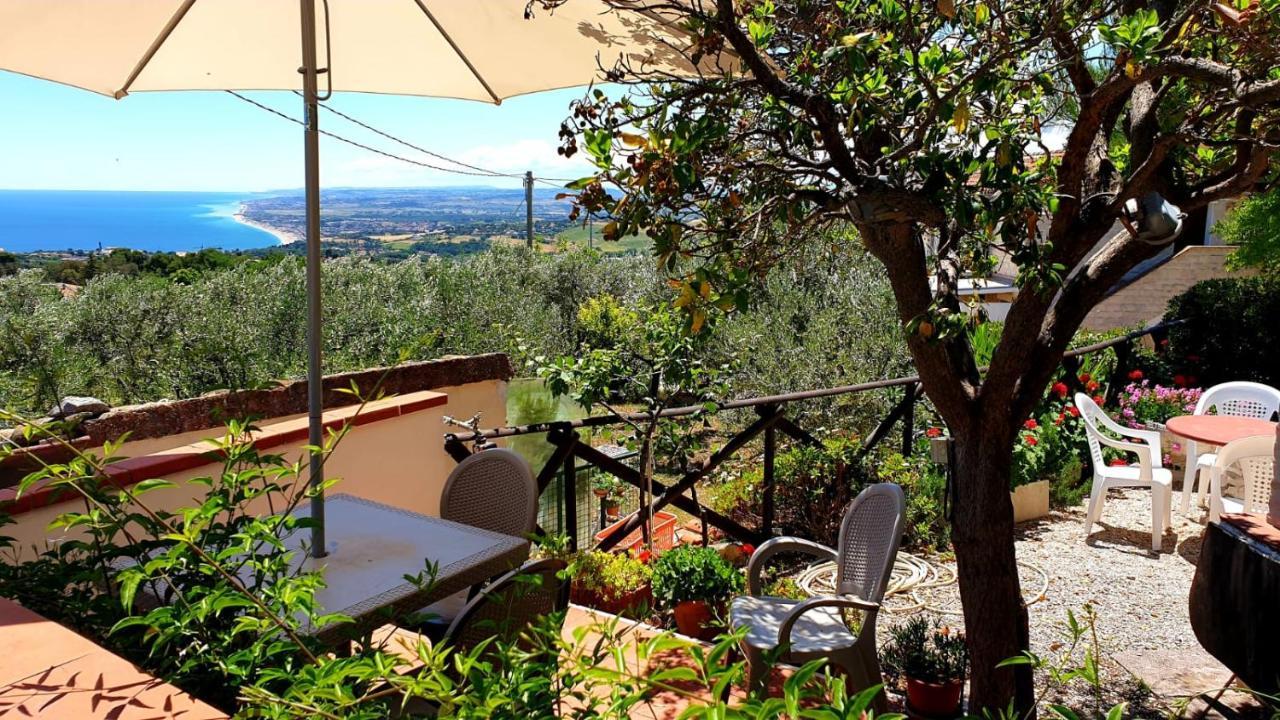 La Terrazza Del Conero Monolocale Appartement Sirolo Buitenkant foto